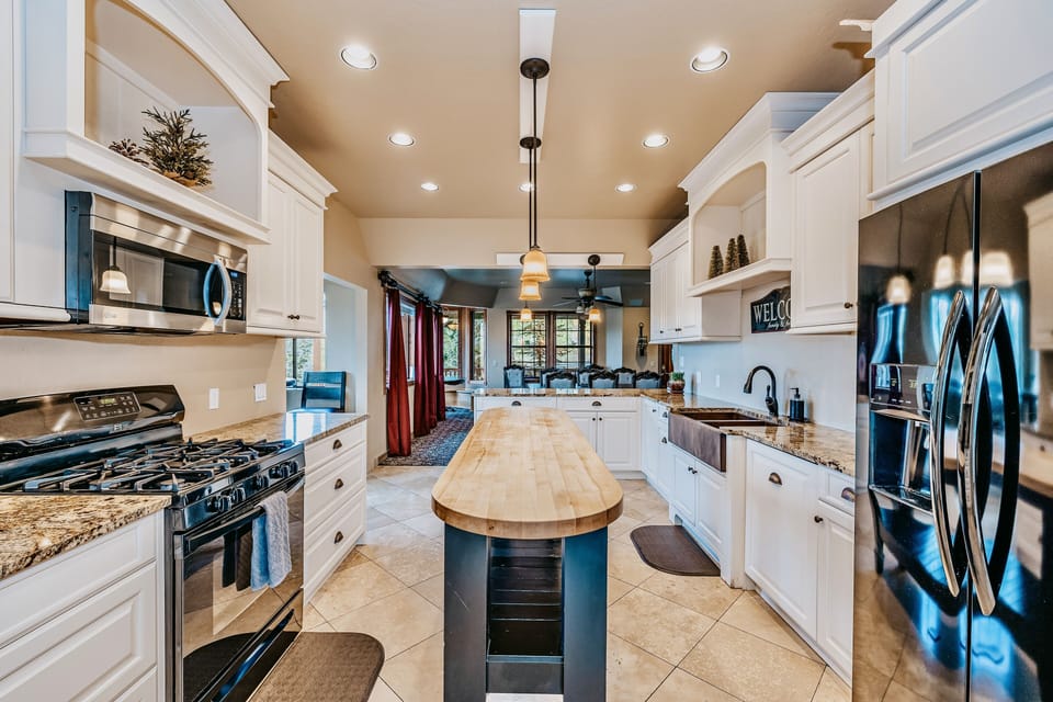 Main kitchen. Fully stocked. 