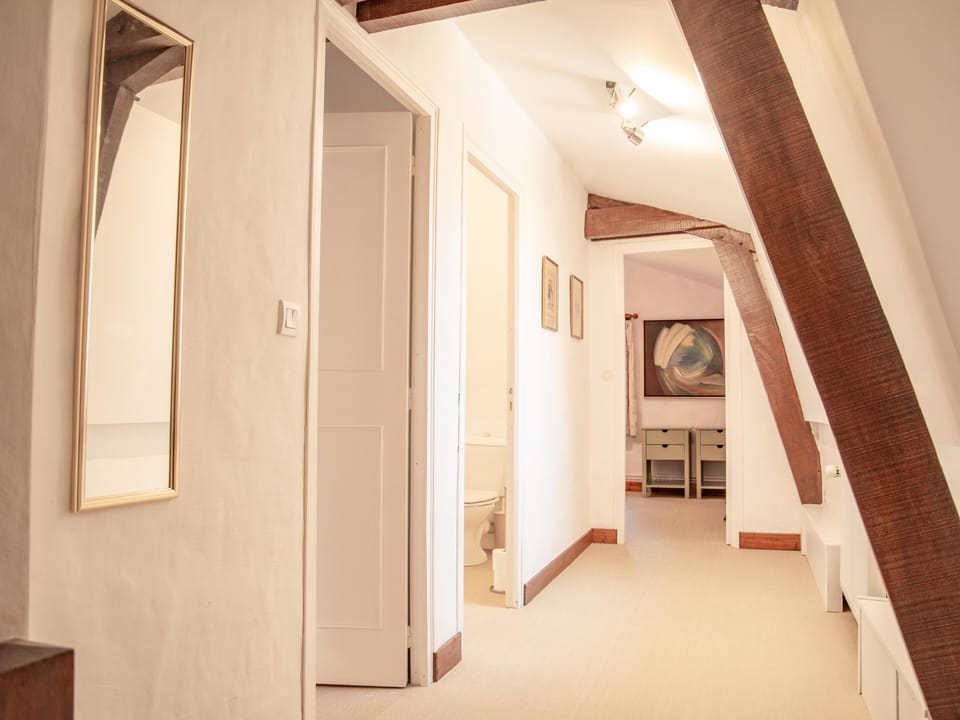 Entrance / Reception