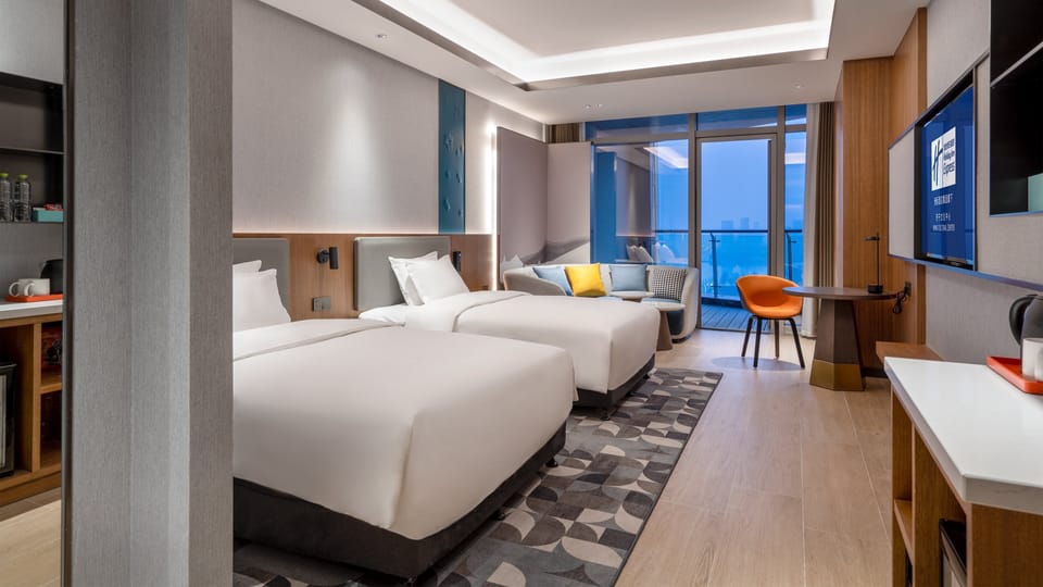 Standard Room, 2 Twin Beds, Lake View | In-room safe, soundproofing