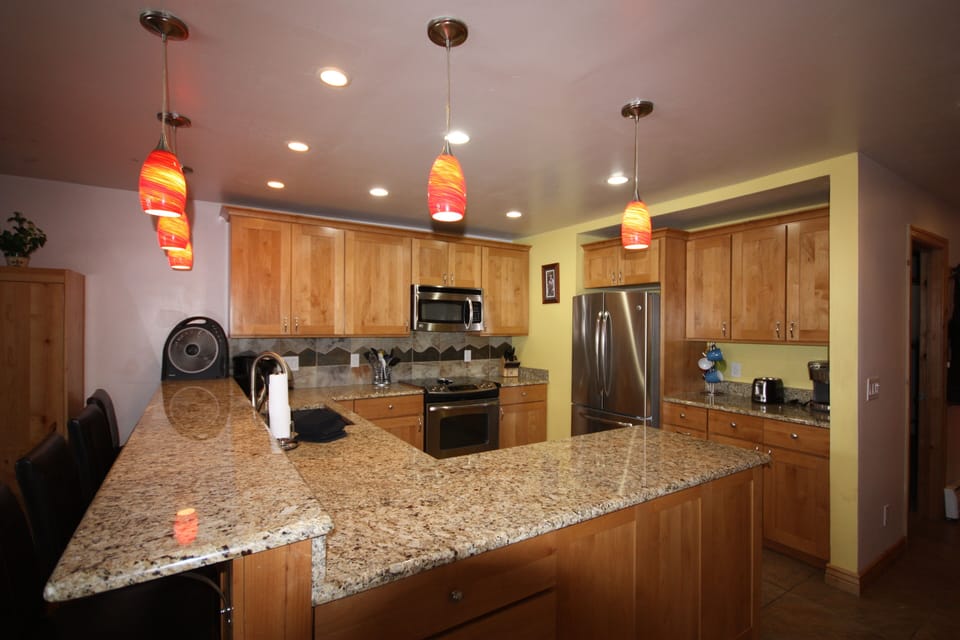 Condo, Multiple Beds, Pool Access (LongBranch #116) | Private kitchen | Fridge, microwave, oven, stovetop