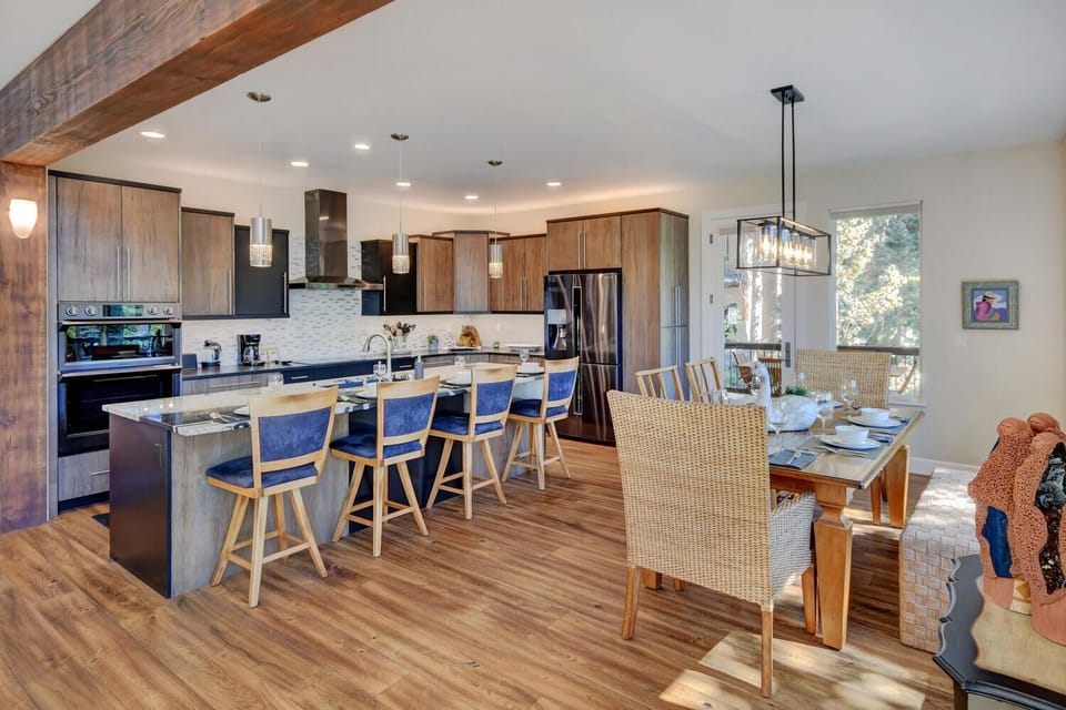 Kitchen And Dining Areas