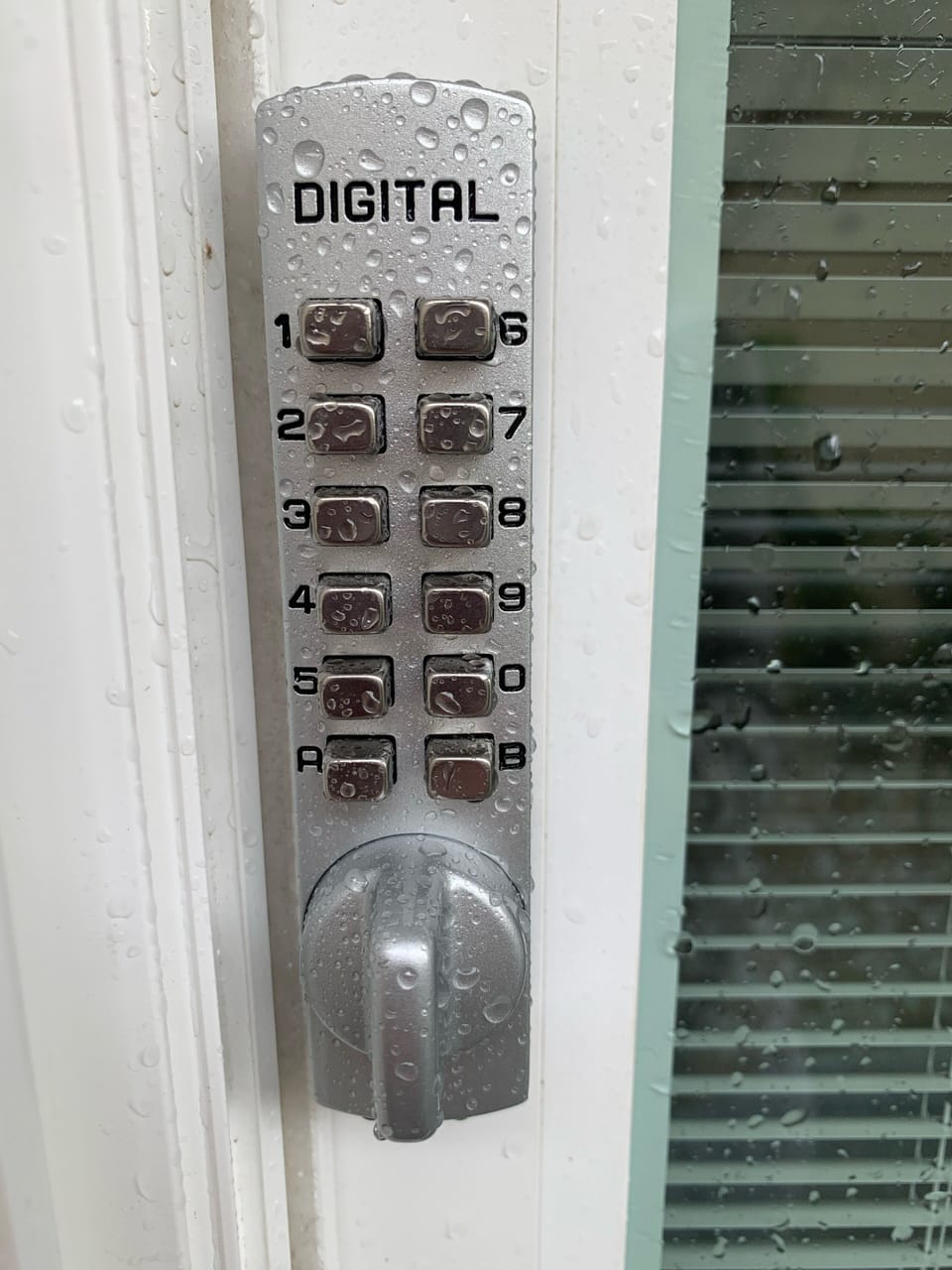 Keyless entry makes coming and going super easy.