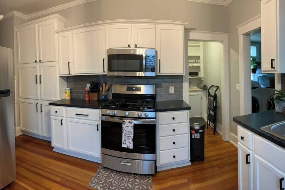 Whip up quick eats and tackle laundry, all right here.