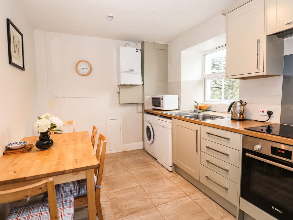 Cottage | Interior
