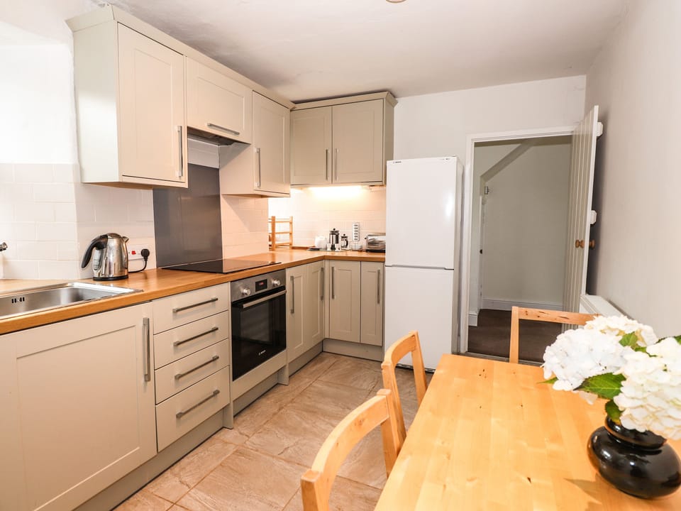 Cottage | Interior