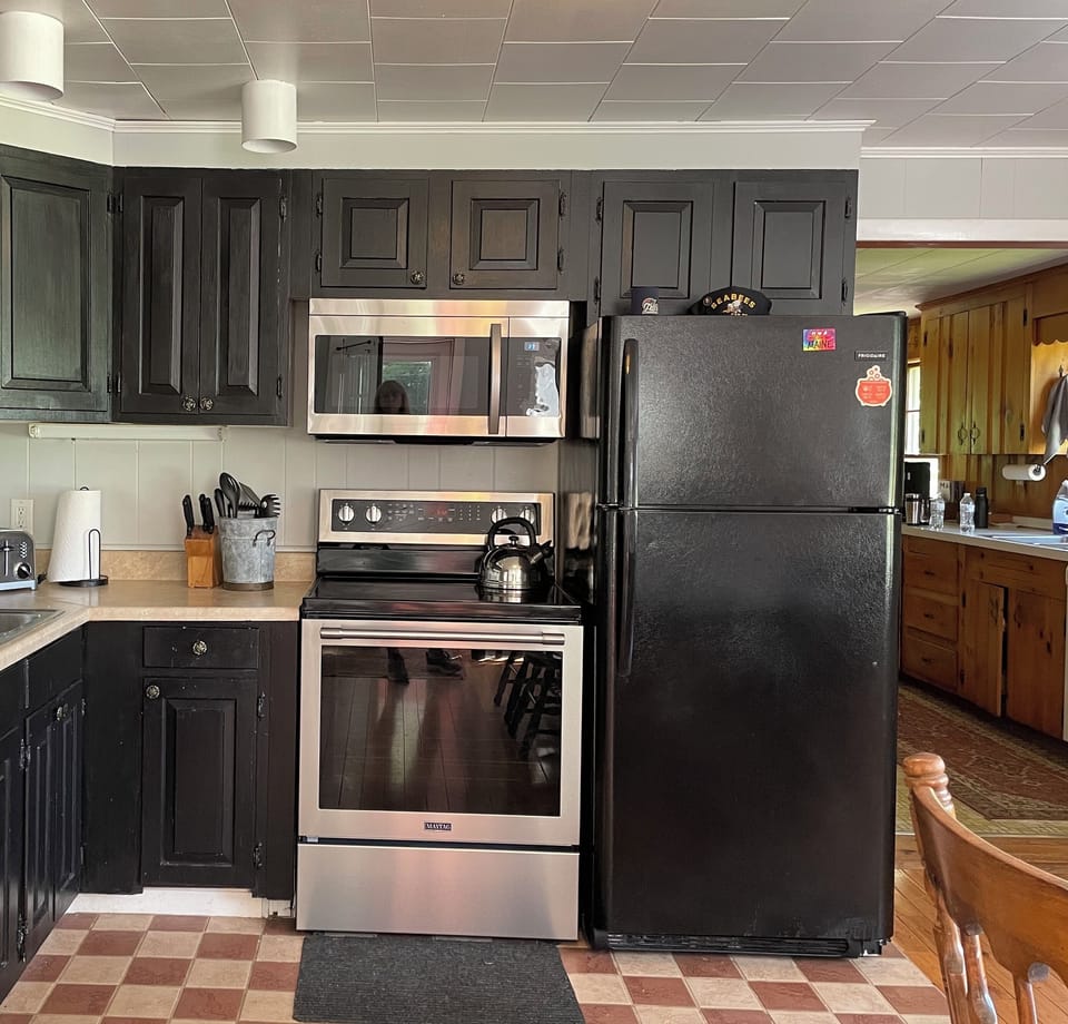 additional kitchen area