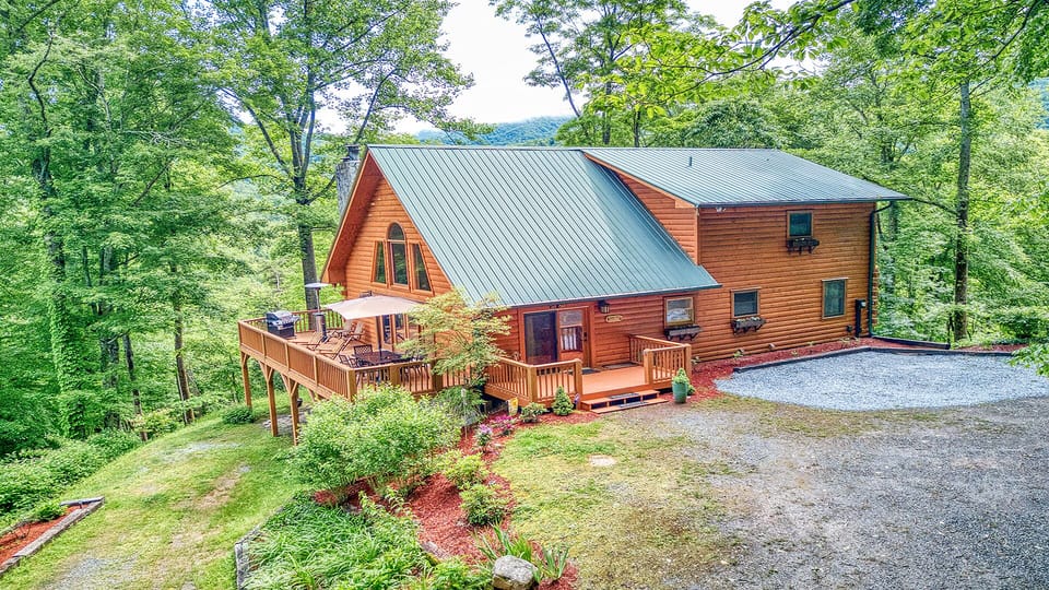 The Cabin is spacious and cozy at the same time.  Great views from every room.