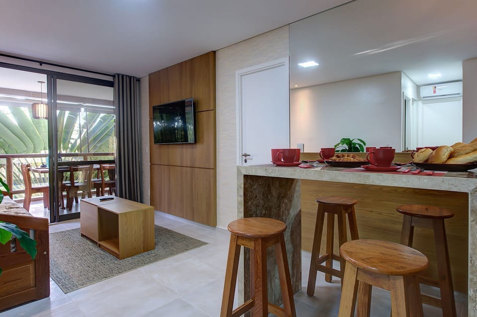 Family Apartment | Dining