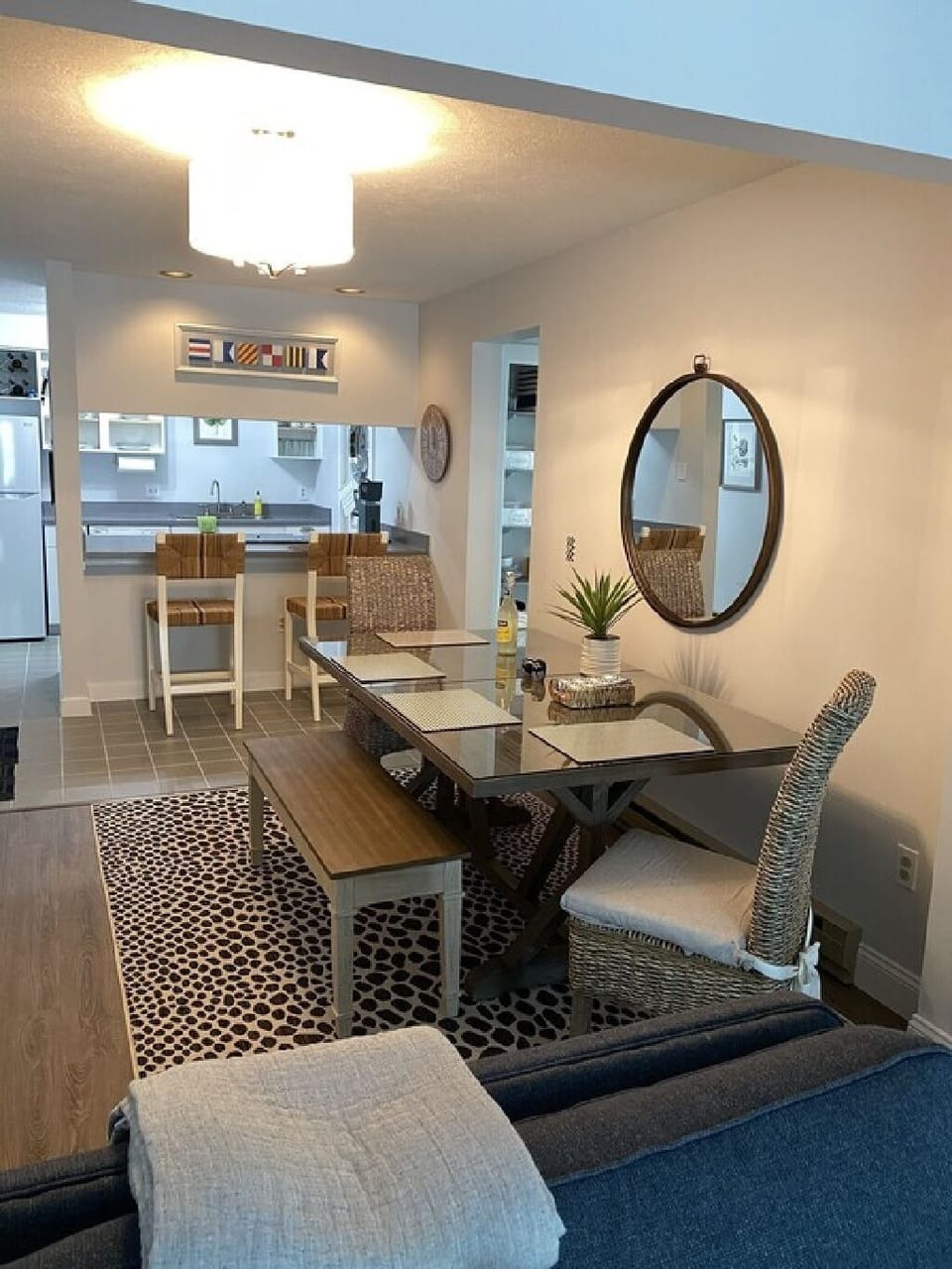 Plenty of Space to Eat!