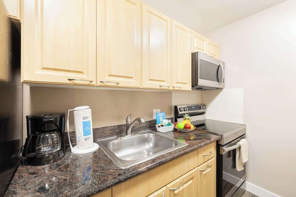 Fully equipped kitchen with all appliances