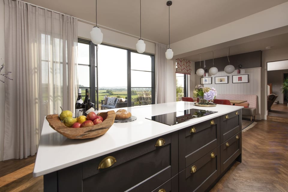 The island in the kitchen for guests to cook - Decoy Farm