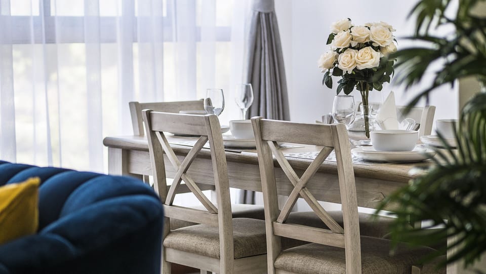Luxury Apartment, 1 Bedroom, Non Smoking, Ensuite | Dining room