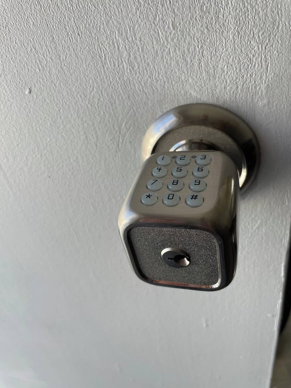 No keys needed. Digital lock.  Contactless check-in available.  