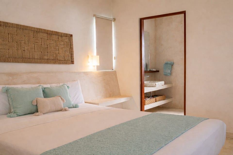 Premium bedding, down comforters, in-room safe