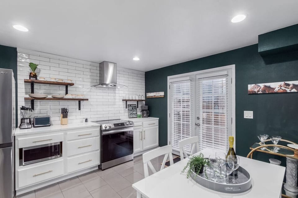 This sleek, modern culinary suite comes fully equipped