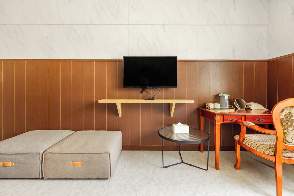 Superior Twin Room | View from room
