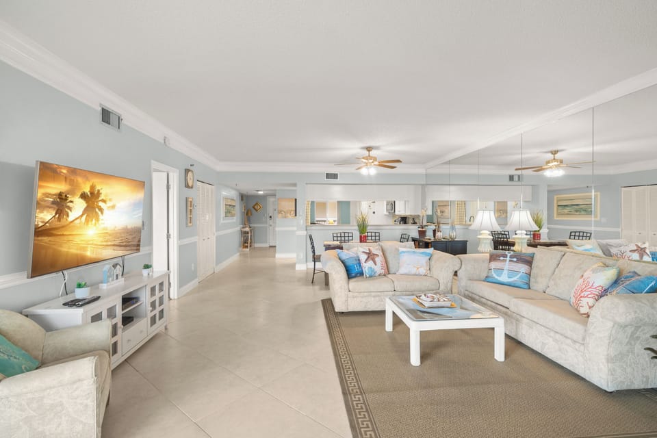 Condo (2 Bedrooms) | Property amenity