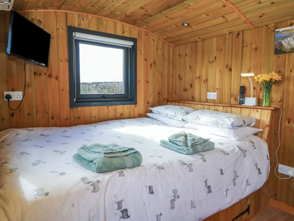 Cottage | 1 bedroom, individually decorated, individually furnished, free WiFi