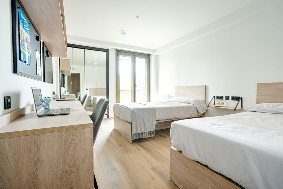 Basic Double or Twin Room | Desk, laptop workspace, free WiFi, bed sheets
