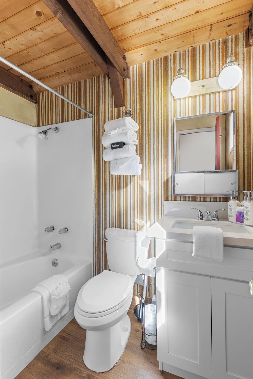 Full bathroom