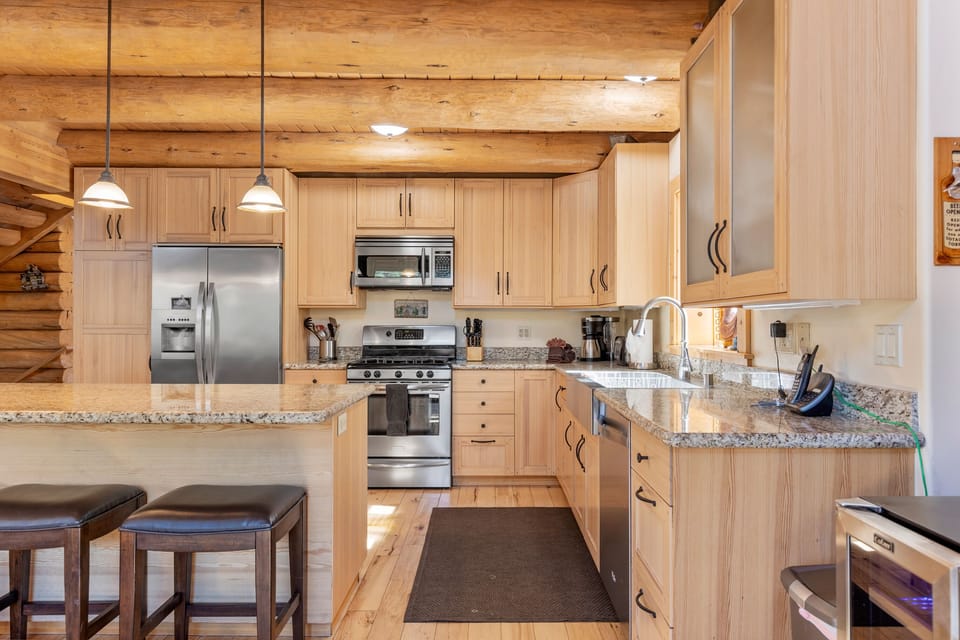 Fully stoked kitchen