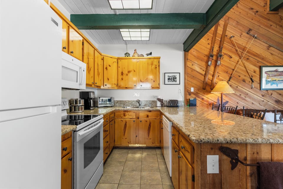 Very well-equipped kitchen