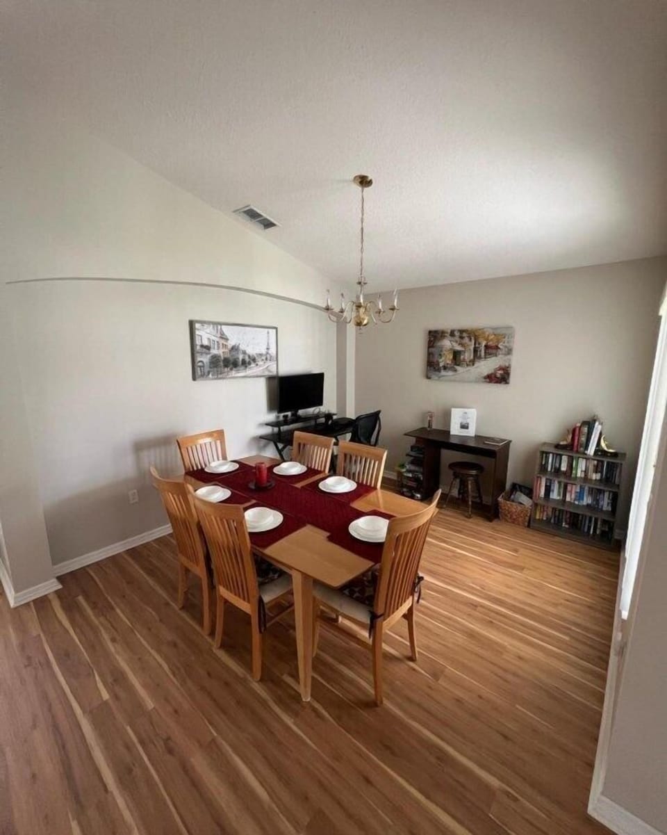 DiningArea