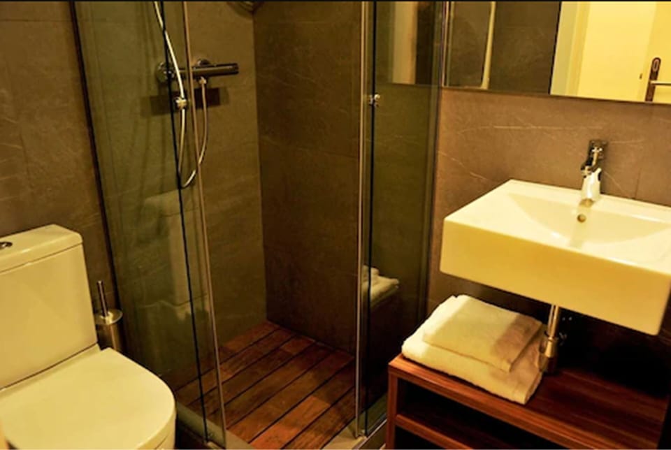 THE 8 Boutique B&B Bed and Breakfast in Barcelona