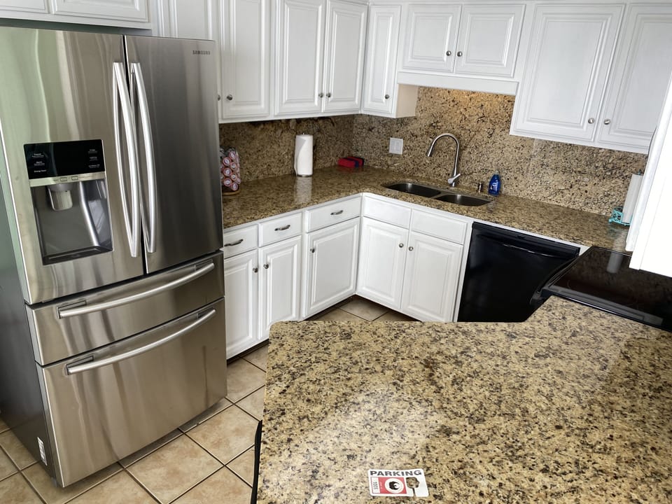 Fully equipped kitchen with coffee maker, Keurig, pods and condiments.