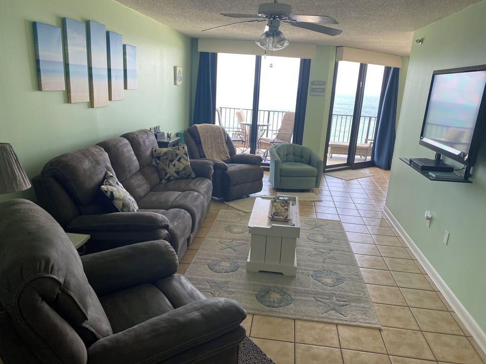 Feels so comfortable like your home away from home … just at Orange Beach Ala