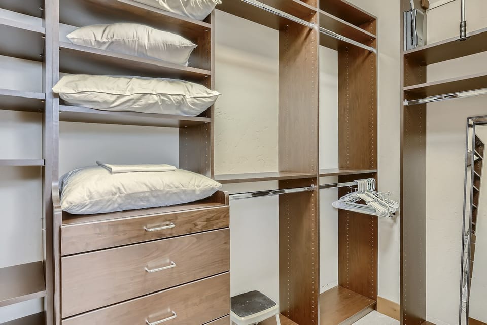 RC213C Master Closet