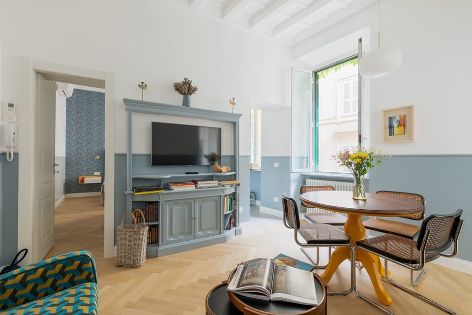 Design Apartment | 2 bedrooms, iron/ironing board, free WiFi, bed sheets