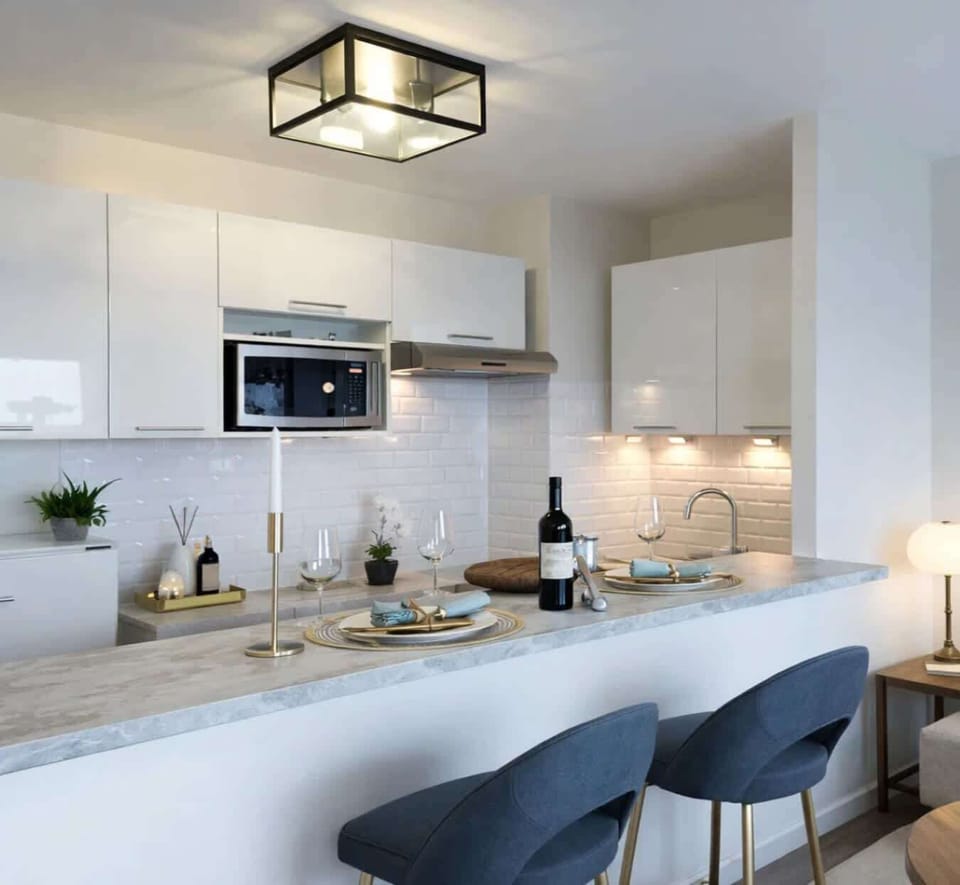 Dining space overview