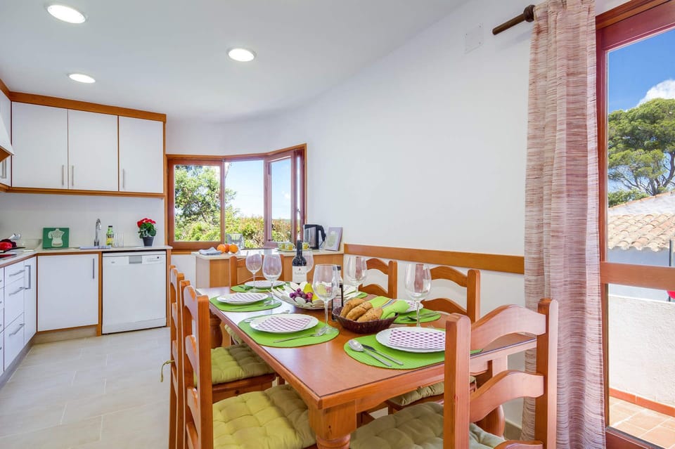 Villa Pinar image