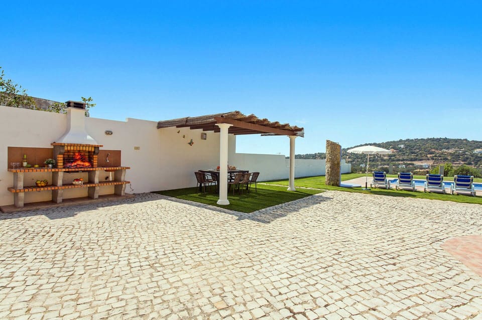 Villa Ribeiro Tomas image