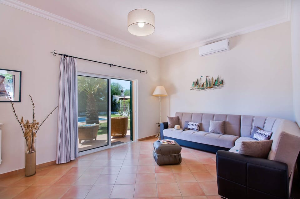 Villa Celia image