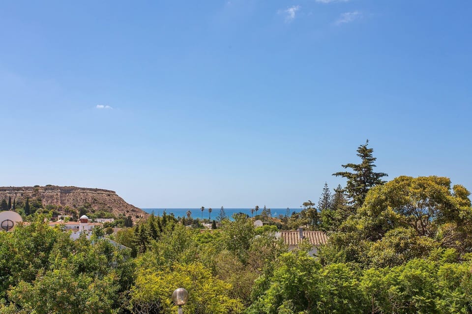 Villa Cinco image