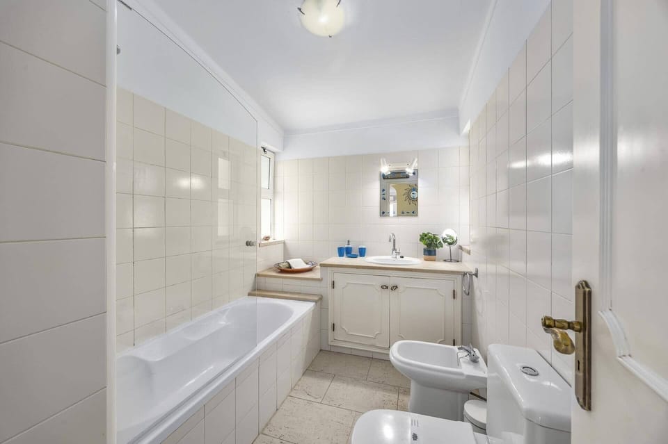 Villa Flor image