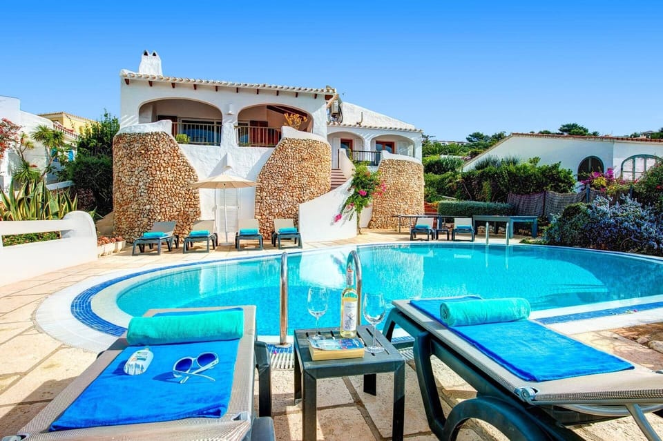 Villa Corina image