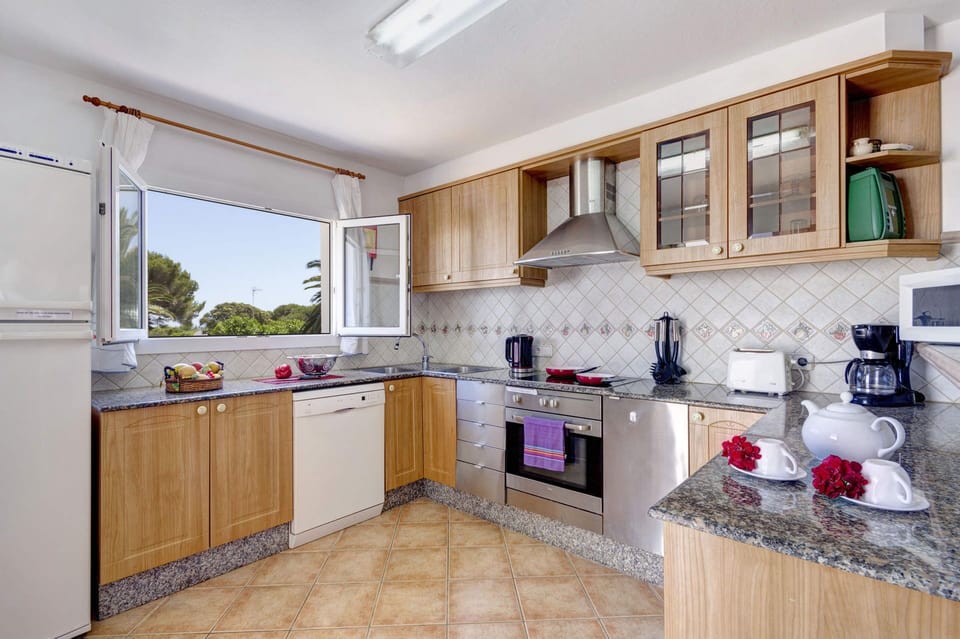 Villa Fernando image