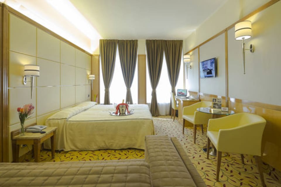 Premium bedding, minibar, in-room safe, desk