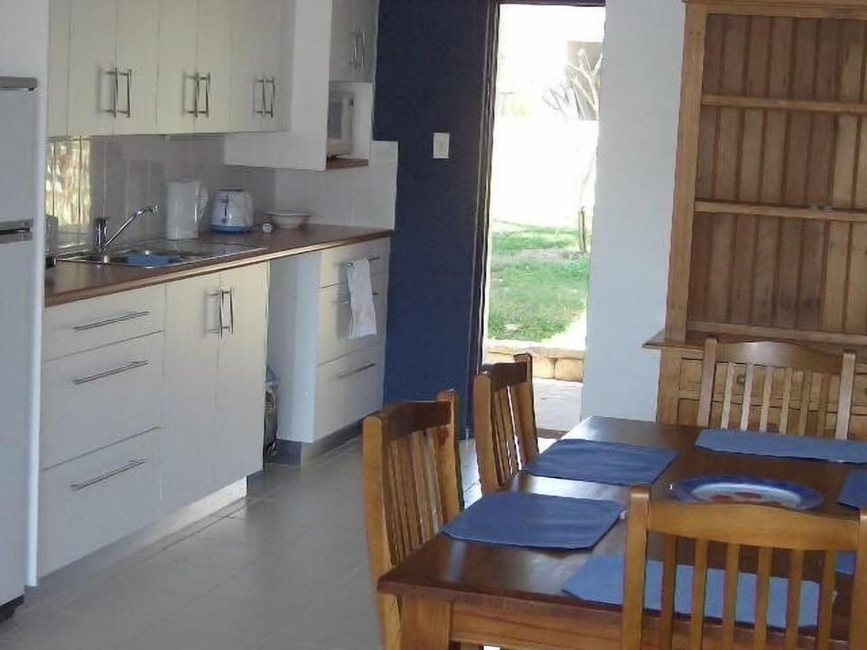 Seychelles Kitchen 1
