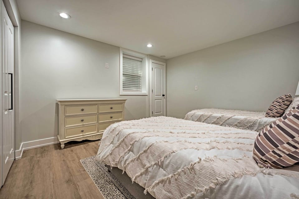 Bedroom 6 | 2 Twin Beds | Lower Level