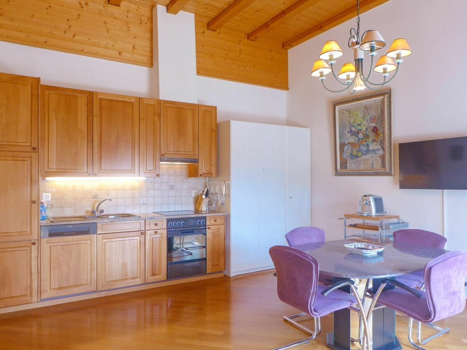 Cabinetry, Furniture, Property, Countertop, Picture Frame, Building, Wood, Interior Design, Chair, Architecture
