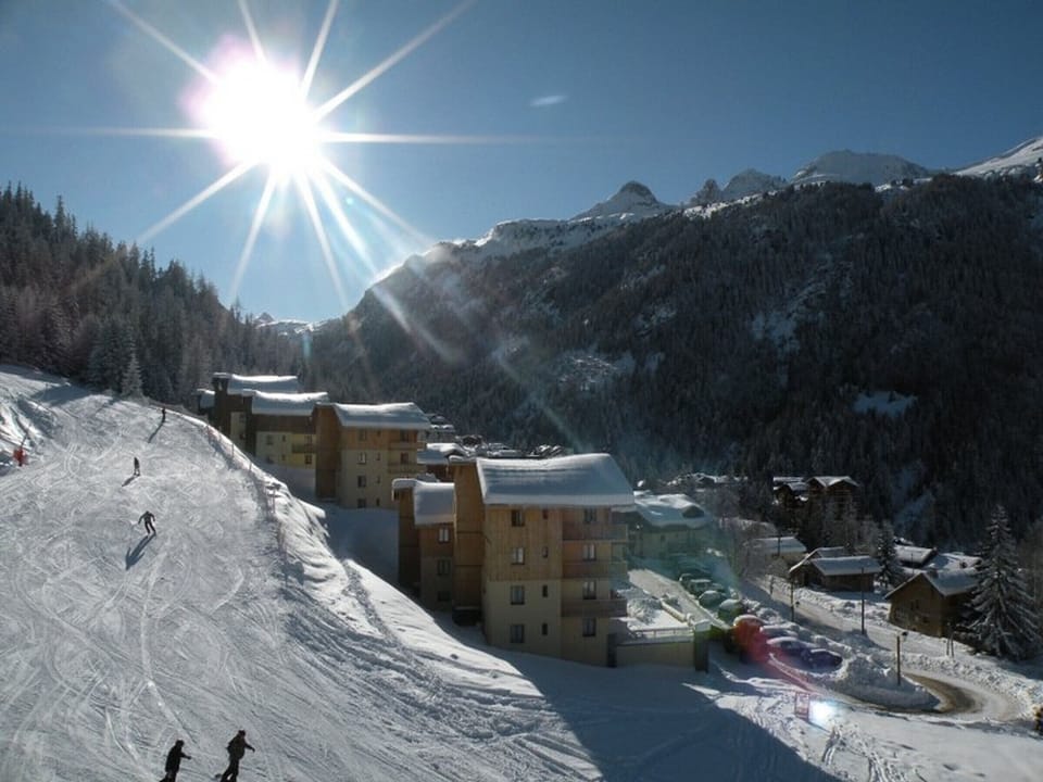 Snow and ski sports