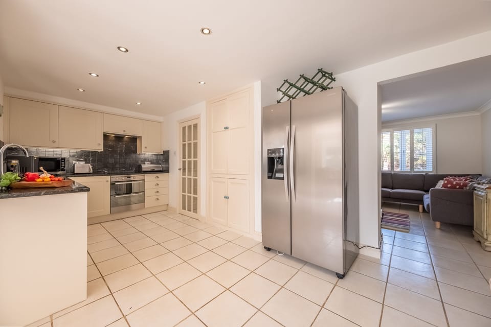 Ground floor: Kitchen