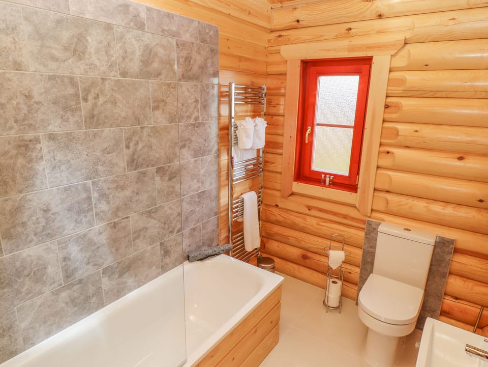 Maple Lodge Cottage in South Kesteven District