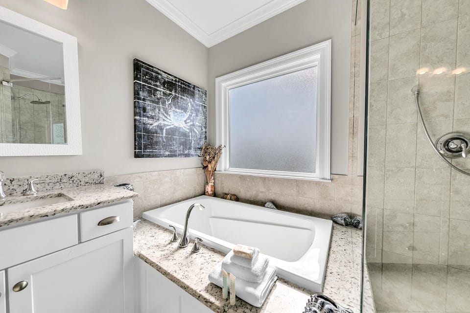 3rd Floor Master Bathroom - double vanity, soaking tub and stand alone shower