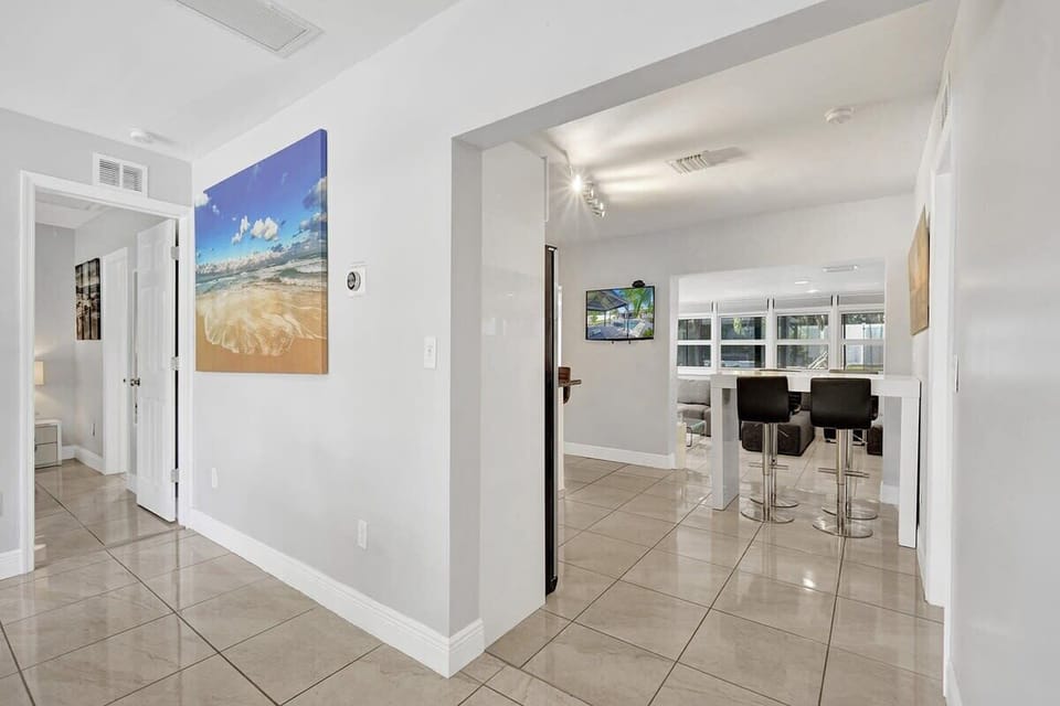 walk way to kitchen and back area