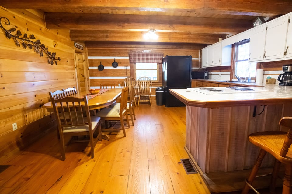 Kitchen/dining
